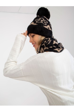 Juoda moteriška gražaus rašto žieminė kepurė-AT-CZ-CM-317.85