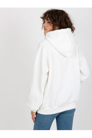 Baltas džemperis su žaisminga žinute-EM-BL-718.39P