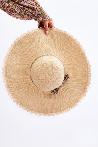 Smėlio spalvos moteriška kepurė-KAP.231321 BEIGE