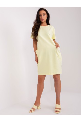 Šviesiai geltona suknelė su kišenėmis-RV-SK-8724.12