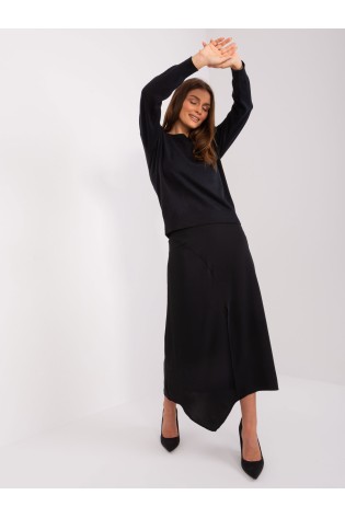 Klasikinis moteriškas juodas megztinis-AT-SW-2325.95P