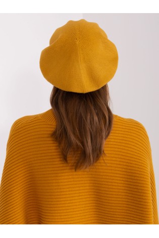 Geltona moteriška žieminė beretė-AT-CZ-231605.21P