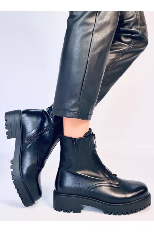 Stilingi juodi batai su užtrauktuku priekyje ONLEY BLACK-KB 36727