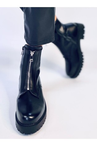 Stilingi juodi batai su užtrauktuku priekyje ONLEY BLACK-KB BM337
