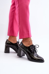 Moteriški juodi natūralios odos lakiniai batai ant kulno-63510 BK PT